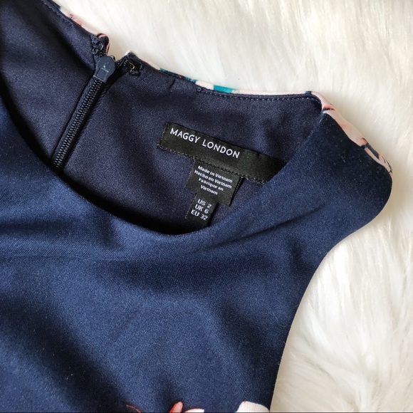 •SOLD• Maggy London Sleeveless Floral Dress - Picture 4 of 8